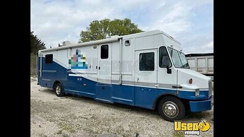 2003 Freightliner MT-55 Diesel Step Van with Wheelchair Lift | Used Mobile Clinic for Sale in Texas