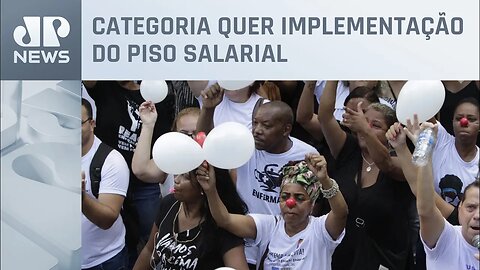 Enfermeiros, auxiliares e técnicos de enfermagem anunciam greve por tempo indeterminado no Rio