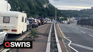 Chaos in Dover as queues of holidaymakers extend for miles due to "inadequate" border control