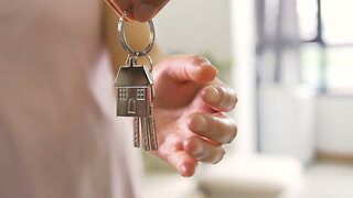 Single women own more homes than single men across the US: Report