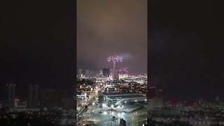 Las Vegas Strip New Year's Fireworks 🎆 😍 😎