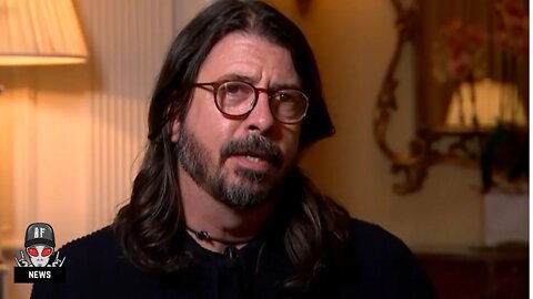 Foo Fighters' Dave Grohl Discusses His Hearing Loss