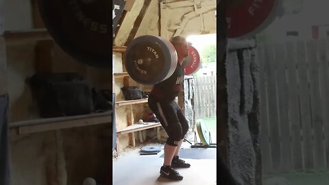211 kg / 465 lb - Back Squat - Weightlifting Training