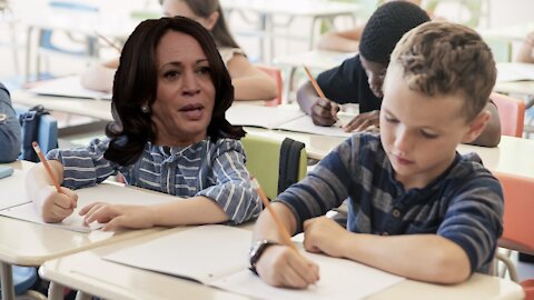 The Daily Rob - Kamala Copied My Homework