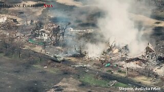 Bradley Infantry Fighting Vehicle shoot its load on a house in Stepove, Avdiivka Front