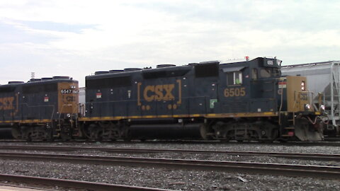 CSX 6505 & CSX 6547 Locomotives Chemical Tanker Train West In Sarnia