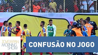 Após confusão, clássico Bahia x Vitória tem 9 jogadores expulsos e final antecipado