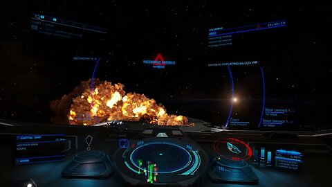 Elite Dangerous: my anaconda getting utterly toasted by a federal capital ship