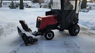 Simplicity Sunstar Blowing Snow from 2 different driveways - 12/24/2022