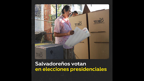 Salvadoreños acuden a las urnas para elegir a su presidente