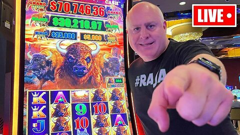 Crazy $100 Bets on High Limit Slots Live in the Casino!