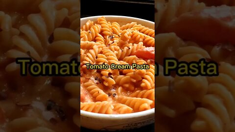 THE PERFECT Cheesy Tomato Cream Pasta #shorts