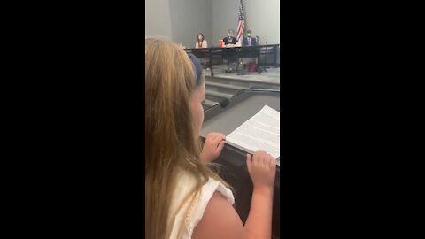 4th grader gives anti-mask speech to school board. 🔥 "My body, my choice."