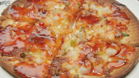 Crab Rangoon Pizza - Full Recipe