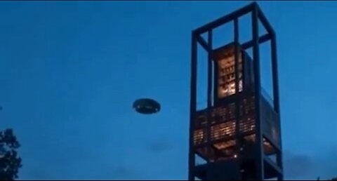 Huge UFO 🛸 sighting in the Netherlands 🇳🇱