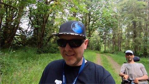 VLOG 503: escape from the woods! (trail run)