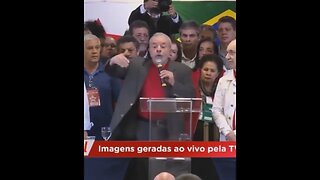 Lula diz que o político é mais honesto que o concursado