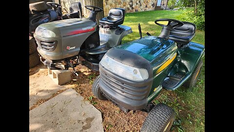 Craftsman LT1000 VS LT2000 Comparison AKA Scrap Yard Find