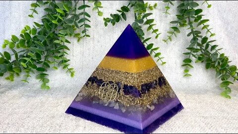 Ascension Orgonites Pyramid - CHARLOTTE