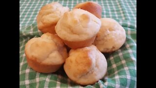 Dinner Rolls - Quick and Easy No Yeast Rolls - Mayonnaise Rolls - The Hillbilly Kitchen