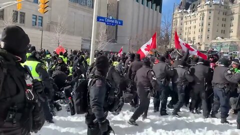 Police Arrest Aggressively in Ottawa - Veterans Being Arrested?