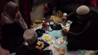 SOUTH AFRICA Cape Town - The Sallie family from Hillview observe the holy month of Ramadaan (Video) (4Mx)