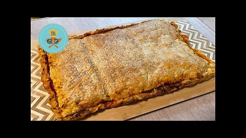 Easy Greek Ham and Cheese Phyllo Dough Pie / Εύκολη Ζαμπονοτυρόπιτα Με Φύλλο Σφολιάτας