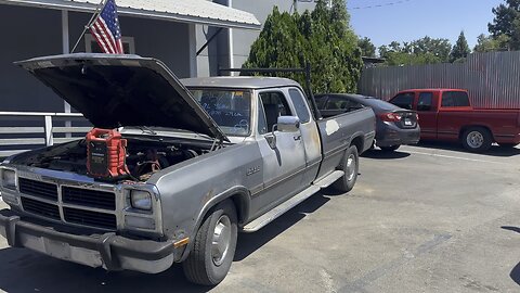 1993 Dodge D250 5.9 diesel STK# 5157