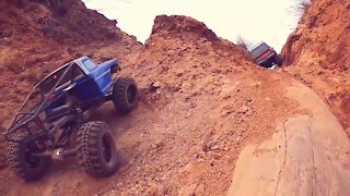 Two RC Cars Journey, One Traxxas TRX4 Ford Bronco and A Vaterra Ascender Ford F100