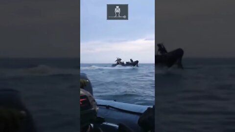 Rare footage of Ukrainian Special Forces using fast motor boats