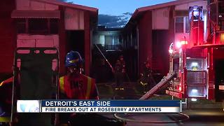 Fire destroys apartment complex in Detroit