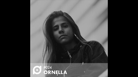 Ornella @ N'A CABINE #024