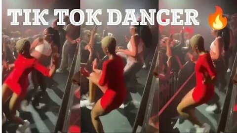 Tik Tok dancers dance live on the stage 🔥