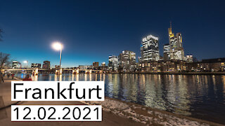 Walking through Frankfurt am Main / Germany during winter 2021 [4K]