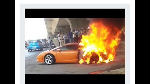 Lamborghini car catch fire of road ??