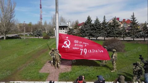 In Kherson the National Guard raised the Banner of Victory over the Alley of Glory