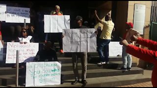 SOUTH AFRICA - Pretoria - Department of Health Workers Picketing (videos) (mUM)