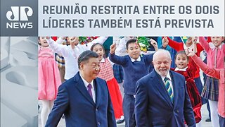 Em cerimônia oficial, Lula se encontra com presidente da China, Xi Jinping