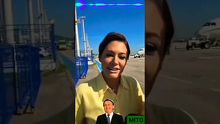 Michelle Bolsonaro ensina libras 2022 #shorts