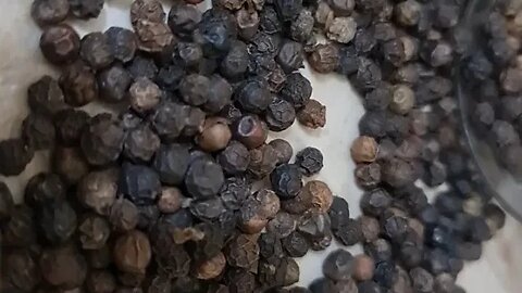"Discover the Amazing Health Benefits of Black Pepper!" #foodie #shortvideo