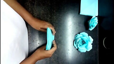 DIY How to make realistic and easy paper roses