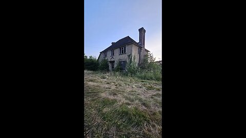 #abandoned THE GREAT FARM HOUSE #haunted ?