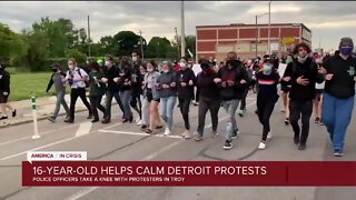 16-year-old helps calm Detroit protests