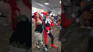Harley Quinn and Poison Ivy at Comic Con