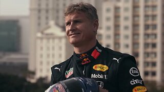 David Coulthard races a taxi in Cape Town - Red Bull Racing Road Trips #f1legend #f1 #redbullracing