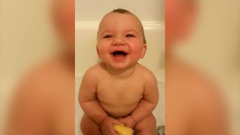 Mom’s Fake Sneezes Make Baby Boy Laugh Out Loud