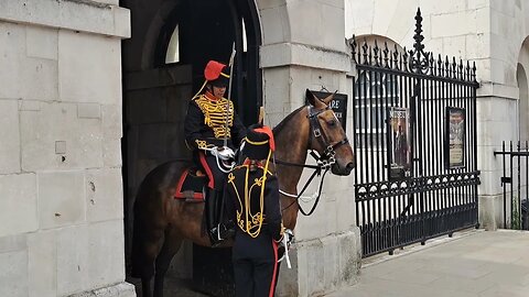 Female kings troop make way #horseguardsparade