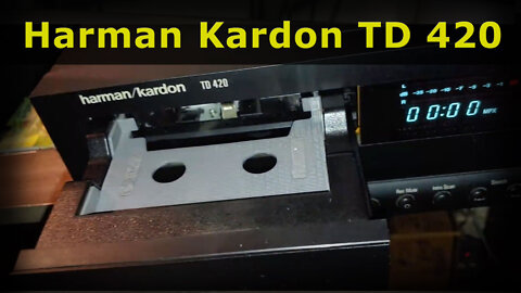 Harman Kardon TD 420 - vintage good looking horizontal loading cassette deck