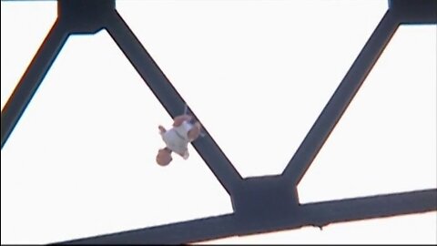 baby bungee jump 11 min 37 sec