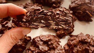 Sweet Indulgence: Simple Recipe for Flourless Chocolate Almond Cookies